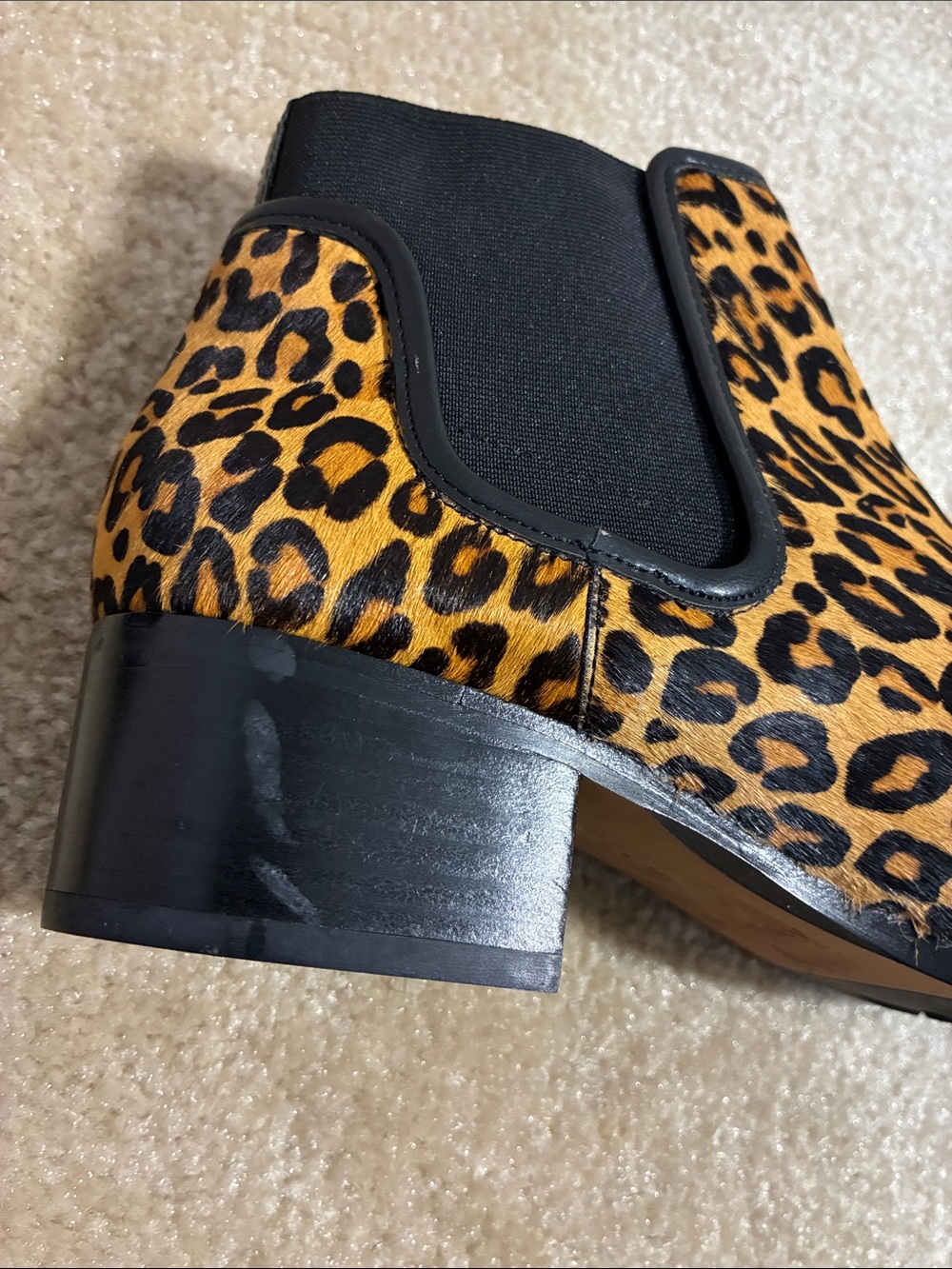 Donald Pliner Dyla Leopard-Print Calf Hair Booties 9 - Picture 3 of 4